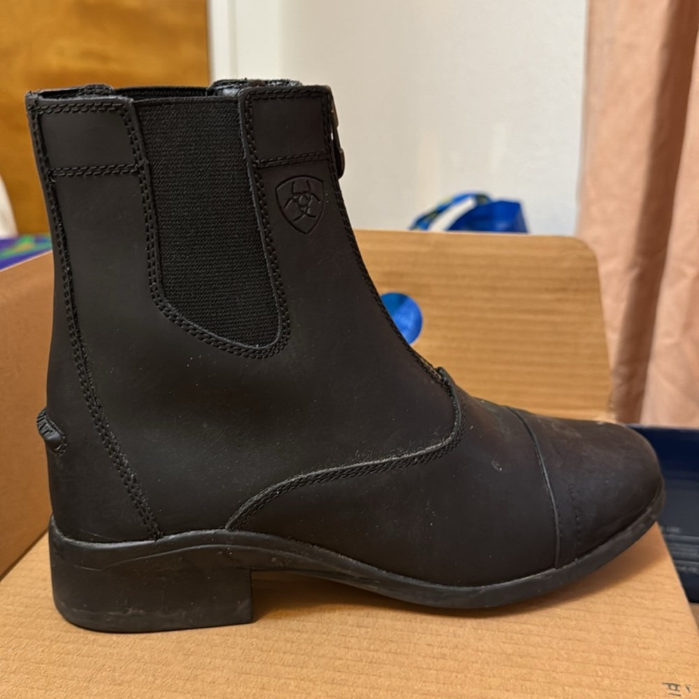 Ariat Scout Zip Paddock